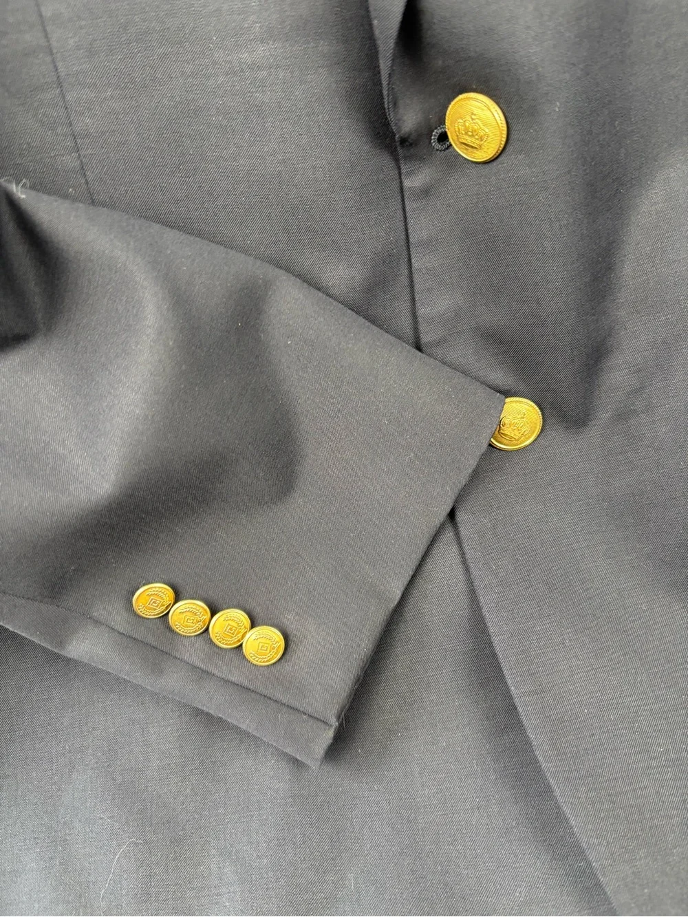Chaps 100% Wool Navy Blue Sport Coat Blazer Gold Buttons Men’s Size 48 Regular